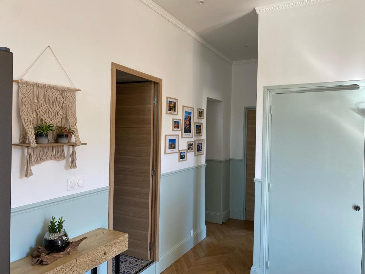 Magnifique Appartement Climatise - Classe 4 Etoiles Terrasson Exterior foto